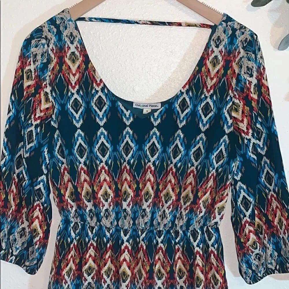 Patterned 3/4 Sleeve Dress Size: Small - Picture 2 of 6